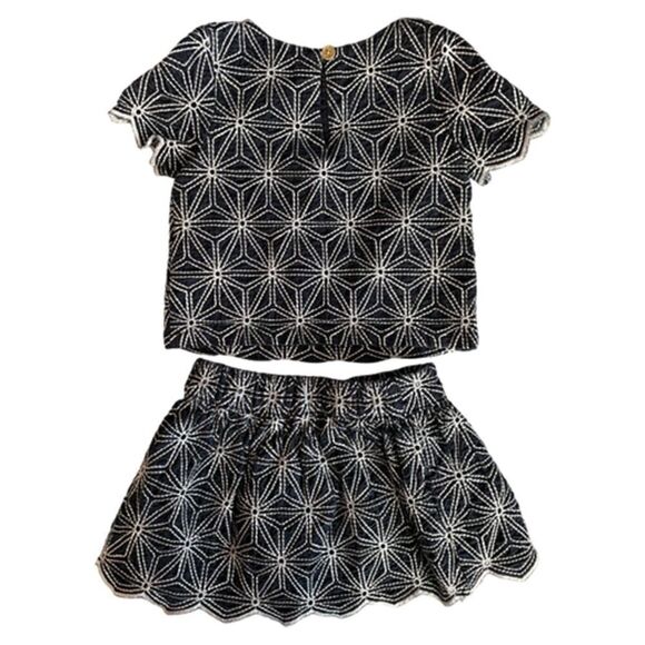 Genuine Kids From OshKosh Embroidered Skirt & Top Set Size 18 Months - Picture 2 of 5